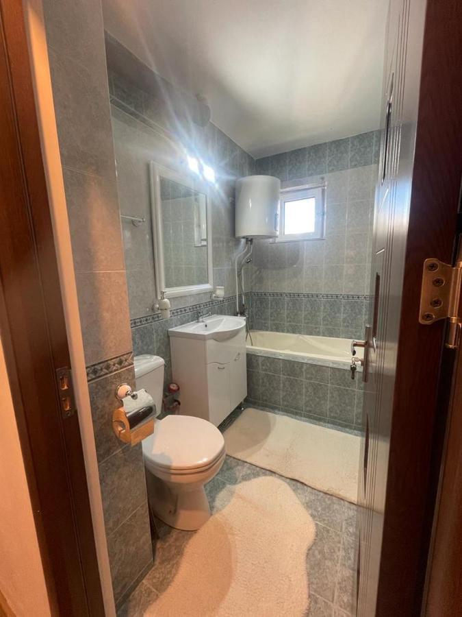 Apartment Aliseo Theater 2 *
